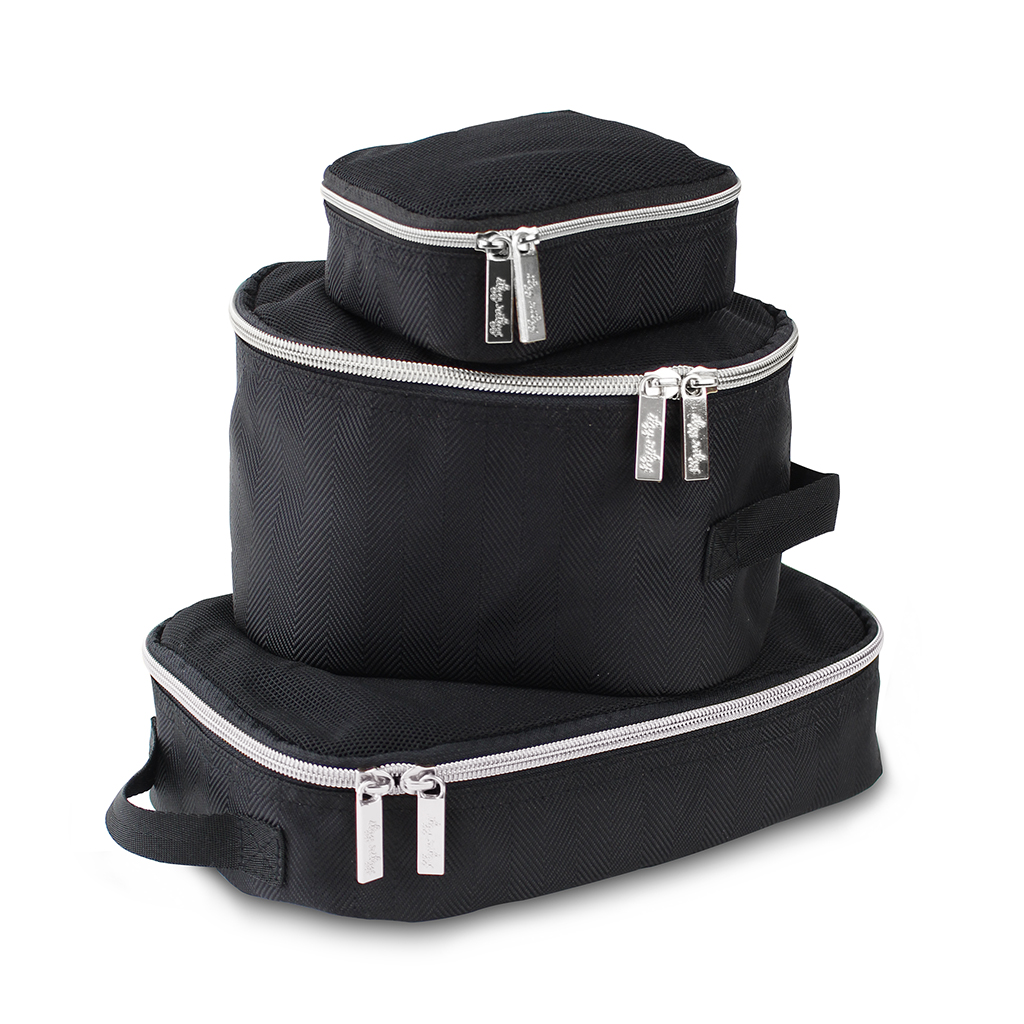 black packing cubes